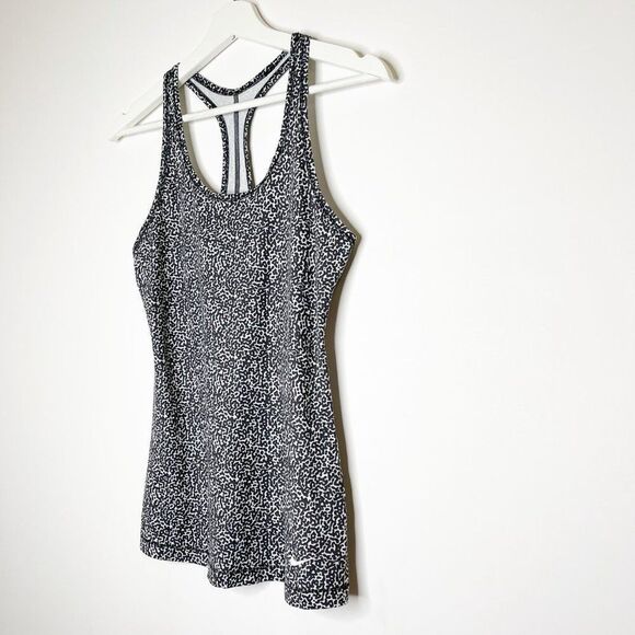 NIKE Printed Slim Tank Top - Picture 3 of 8